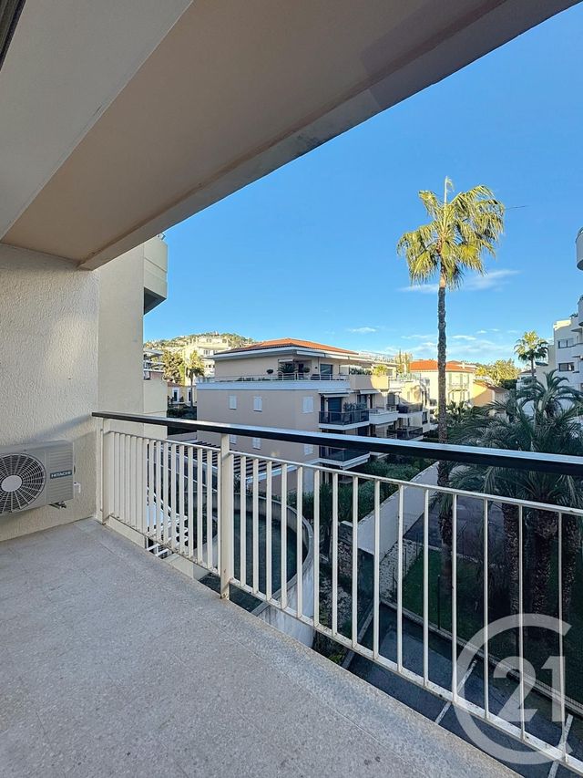 Appartement F1 &agrave; vendre - 1 pi&egrave;ce - 31 m2 - Cannes - 06 - PROVENCE-ALPES-COTE-D-AZUR