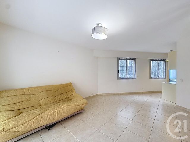 Appartement F2 à vendre - 2 pièces - 45,74 m2 - Juan Les Pins - 06 - PROVENCE-ALPES-COTE-D-AZUR