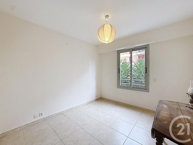 Appartement F2 à vendre - 2 pièces - 45,74 m2 - Juan Les Pins - 06 - PROVENCE-ALPES-COTE-D-AZUR
