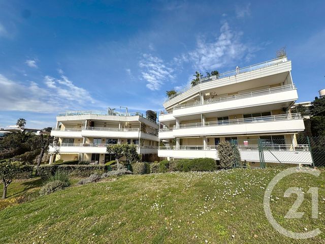 Appartement F3 &agrave; vendre - 3 pi&egrave;ces - 74 m2 - Cannes - 06 - PROVENCE-ALPES-COTE-D-AZUR
