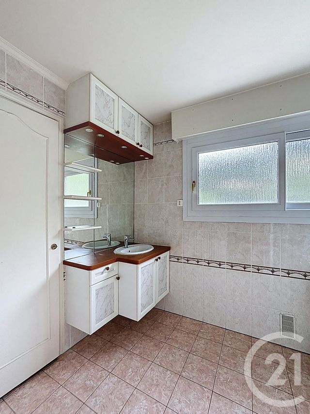 Appartement F3 à vendre - 3 pièces - 97,17 m2 - Cannes - 06 - PROVENCE-ALPES-COTE-D-AZUR