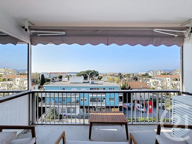 Appartement F3 &agrave; vendre - 3 pi&egrave;ces - 54,21 m2 - Cannes - 06 - PROVENCE-ALPES-COTE-D-AZUR