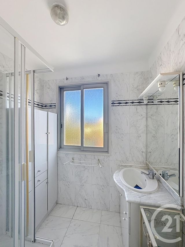 Appartement F3 &agrave; vendre - 3 pi&egrave;ces - 65,11 m2 - Cannes - 06 - PROVENCE-ALPES-COTE-D-AZUR
