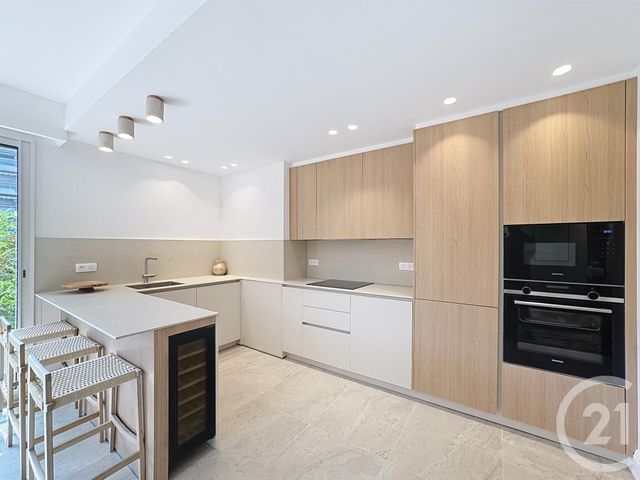 Appartement F3 à vendre - 3 pièces - 82,19 m2 - Cannes - 06 - PROVENCE-ALPES-COTE-D-AZUR