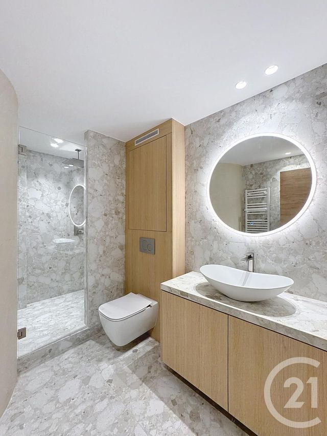 Appartement F3 à vendre - 3 pièces - 82,19 m2 - Cannes - 06 - PROVENCE-ALPES-COTE-D-AZUR