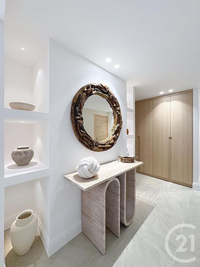 Appartement F3 à vendre - 3 pièces - 82,19 m2 - Cannes - 06 - PROVENCE-ALPES-COTE-D-AZUR