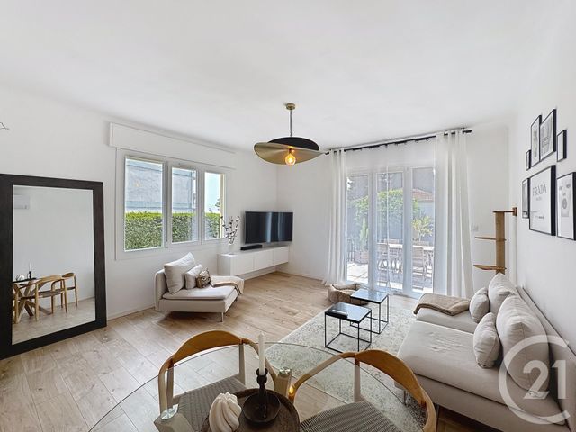 Appartement F3 à vendre - 3 pièces - 94,29 m2 - Le Cannet - 06 - PROVENCE-ALPES-COTE-D-AZUR