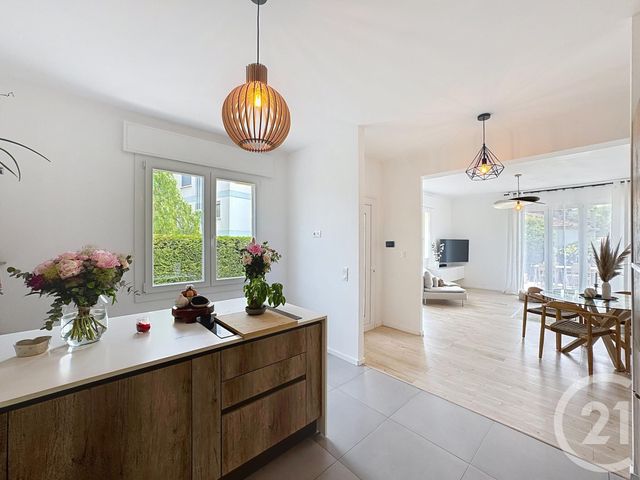 Appartement F3 à vendre - 3 pièces - 94,29 m2 - Le Cannet - 06 - PROVENCE-ALPES-COTE-D-AZUR