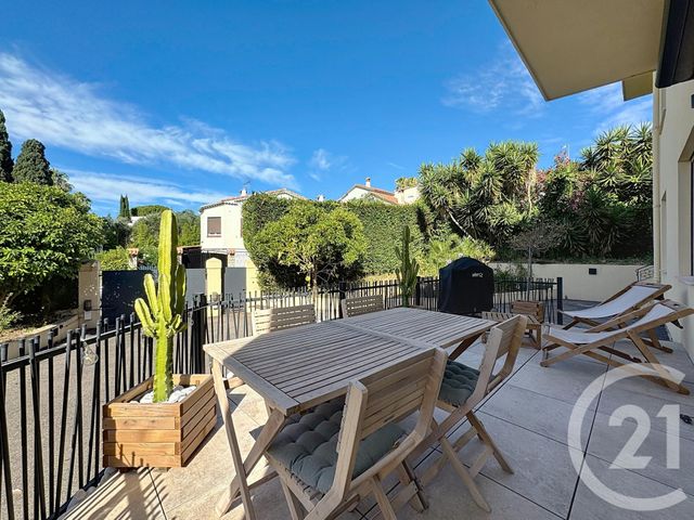 Appartement F3 à vendre - 3 pièces - 94,29 m2 - Le Cannet - 06 - PROVENCE-ALPES-COTE-D-AZUR