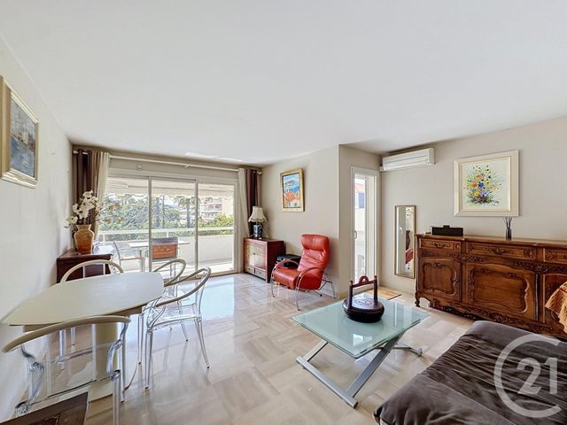 Appartement F3 &agrave; vendre - 3 pi&egrave;ces - 66,03 m2 - Cannes - 06 - PROVENCE-ALPES-COTE-D-AZUR