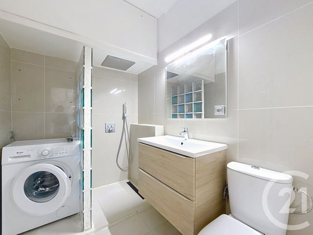 Appartement F2 à vendre - 2 pièces - 33 m2 - Cannes - 06 - PROVENCE-ALPES-COTE-D-AZUR