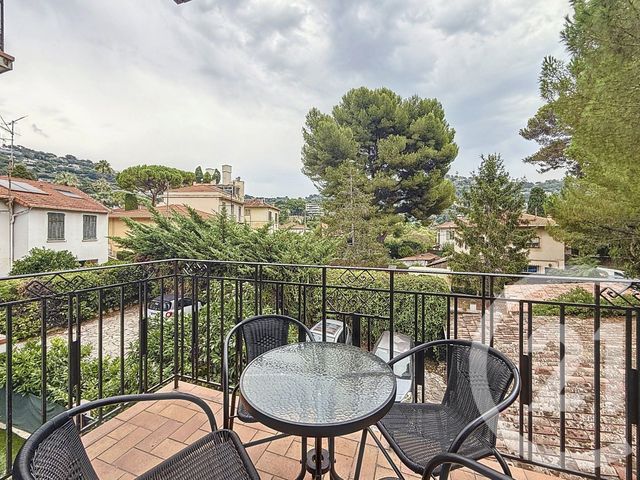 Appartement F2 à vendre - 2 pièces - 33 m2 - Cannes - 06 - PROVENCE-ALPES-COTE-D-AZUR