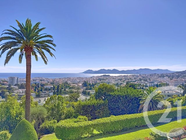 Appartement F3 à louer - 3 pièces - 83 m2 - Cannes - 06 - PROVENCE-ALPES-COTE-D-AZUR