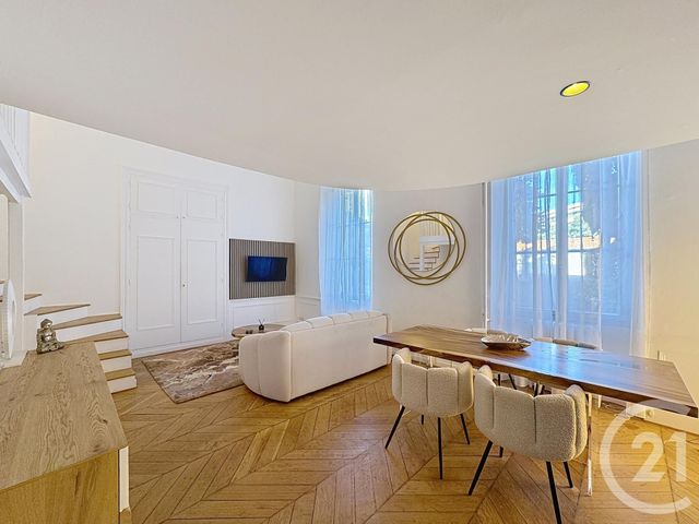 Appartement Duplex à vendre - 2 pièces - 55 m2 - Cannes - 06 - PROVENCE-ALPES-COTE-D-AZUR