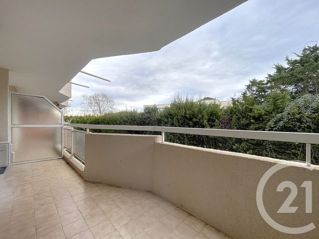 Appartement F3 à louer - 3 pièces - 40,64 m2 - Mandelieu La Napoule - 06 - PROVENCE-ALPES-COTE-D-AZUR