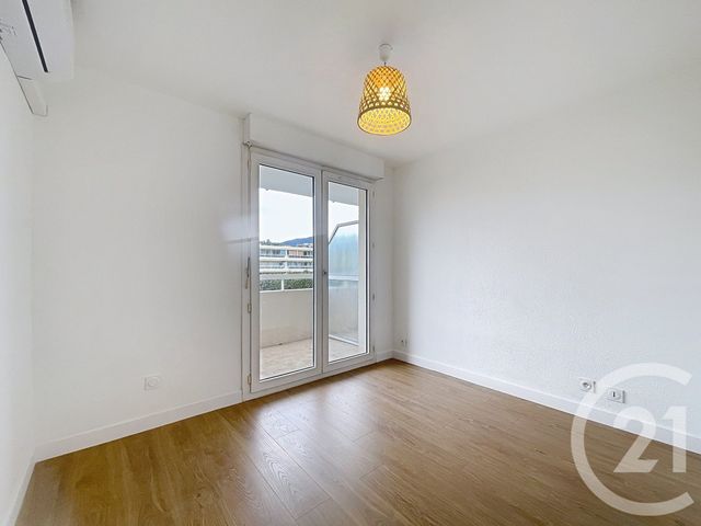Appartement F3 à louer - 3 pièces - 40,64 m2 - Mandelieu La Napoule - 06 - PROVENCE-ALPES-COTE-D-AZUR