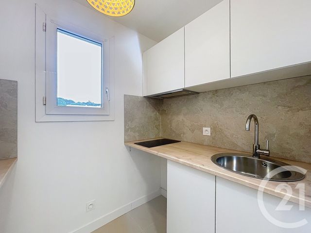 Appartement F3 à louer - 3 pièces - 40,64 m2 - Mandelieu La Napoule - 06 - PROVENCE-ALPES-COTE-D-AZUR