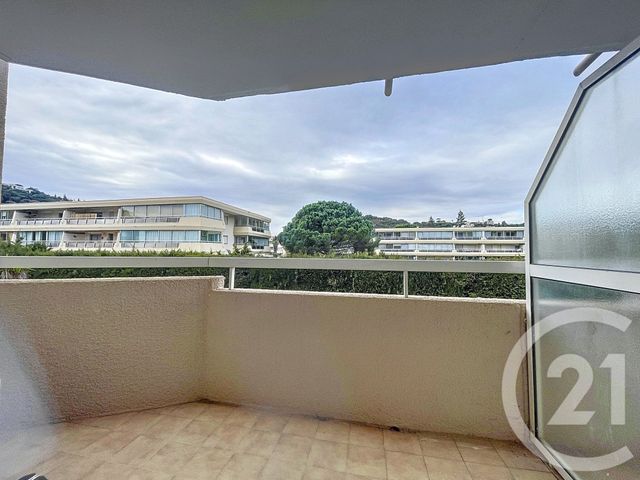 Appartement F3 à louer - 3 pièces - 40,64 m2 - Mandelieu La Napoule - 06 - PROVENCE-ALPES-COTE-D-AZUR