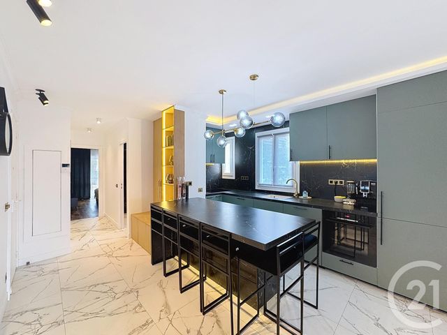 Appartement F3 à vendre - 3 pièces - 65,84 m2 - Cannes - 06 - PROVENCE-ALPES-COTE-D-AZUR