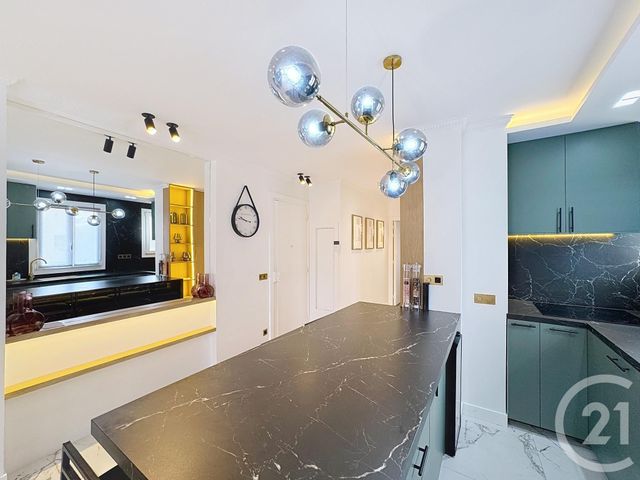 Appartement F3 à vendre - 3 pièces - 65,84 m2 - Cannes - 06 - PROVENCE-ALPES-COTE-D-AZUR