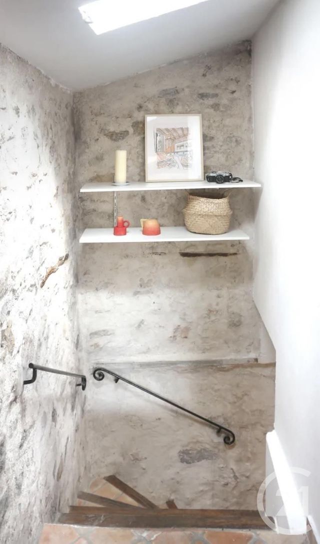 Appartement F1 à louer - 1 pièce - 23 m2 - Valbonne - 06 - PROVENCE-ALPES-COTE-D-AZUR