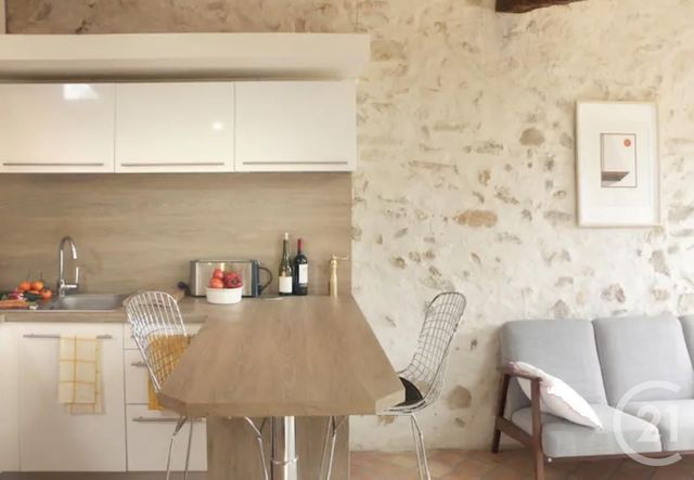 Appartement F1 à louer - 1 pièce - 23 m2 - Valbonne - 06 - PROVENCE-ALPES-COTE-D-AZUR