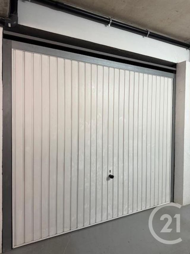 parking - MANDELIEU LA NAPOULE - 06