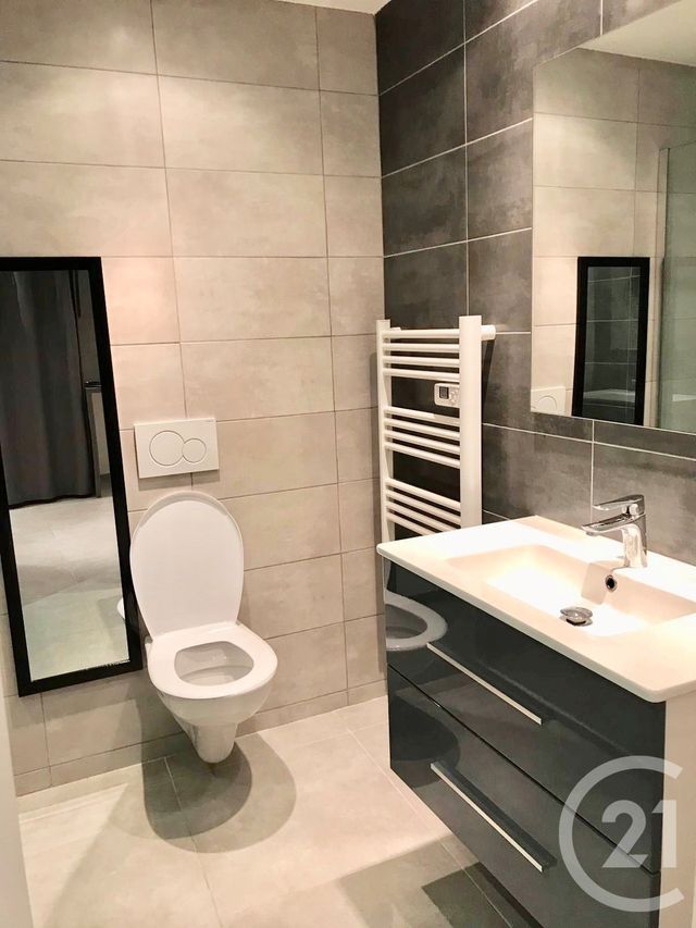 Appartement F2 à louer - 2 pièces - 32 m2 - Valbonne - 06 - PROVENCE-ALPES-COTE-D-AZUR