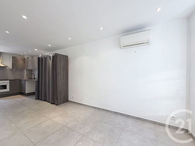 Appartement F2 à louer - 2 pièces - 32 m2 - Valbonne - 06 - PROVENCE-ALPES-COTE-D-AZUR