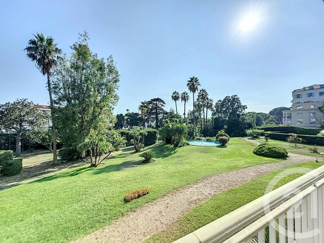 Appartement F3 à vendre - 3 pièces - 76 m2 - Cannes - 06 - PROVENCE-ALPES-COTE-D-AZUR