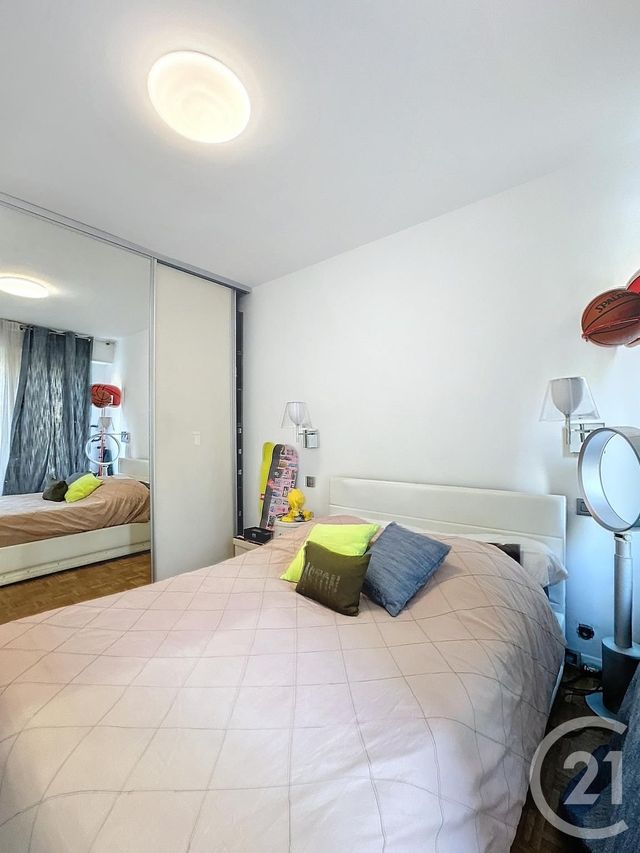 Appartement F3 à vendre - 3 pièces - 76 m2 - Cannes - 06 - PROVENCE-ALPES-COTE-D-AZUR