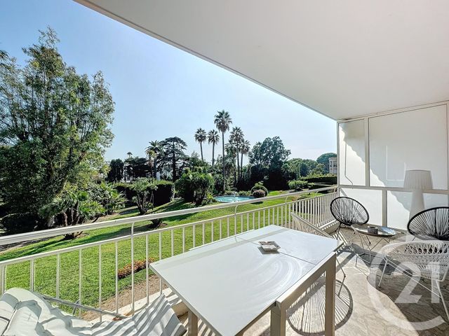 Appartement F3 à vendre - 3 pièces - 76 m2 - Cannes - 06 - PROVENCE-ALPES-COTE-D-AZUR
