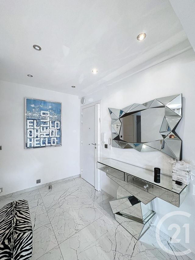 Appartement F3 à vendre - 3 pièces - 76 m2 - Cannes - 06 - PROVENCE-ALPES-COTE-D-AZUR