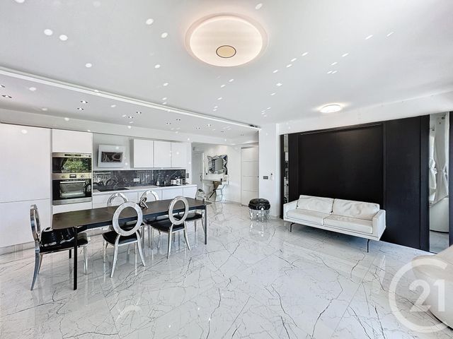 Appartement F3 à vendre - 3 pièces - 76 m2 - Cannes - 06 - PROVENCE-ALPES-COTE-D-AZUR