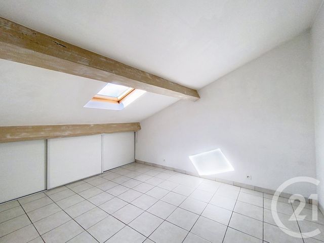 Appartement F3 à louer - 3 pièces - 79,45 m2 - Le Cannet - 06 - PROVENCE-ALPES-COTE-D-AZUR
