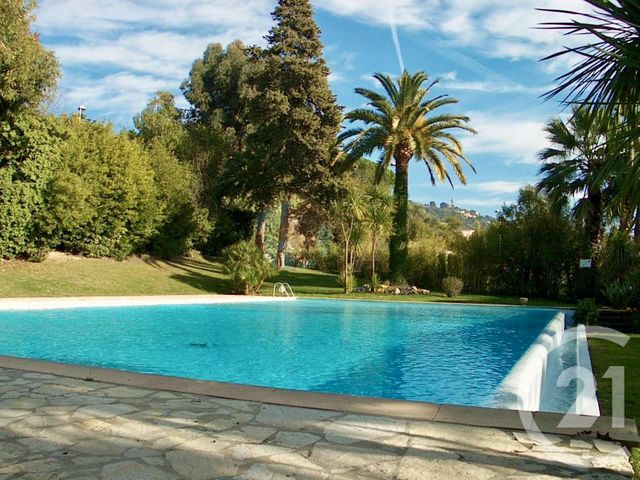 Appartement F3 à vendre - 3 pièces - 84 m2 - Cannes - 06 - PROVENCE-ALPES-COTE-D-AZUR