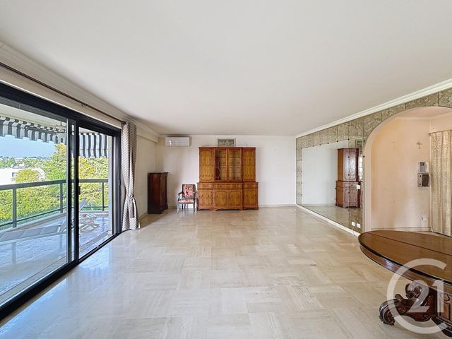Appartement F3 à vendre - 3 pièces - 84 m2 - Cannes - 06 - PROVENCE-ALPES-COTE-D-AZUR