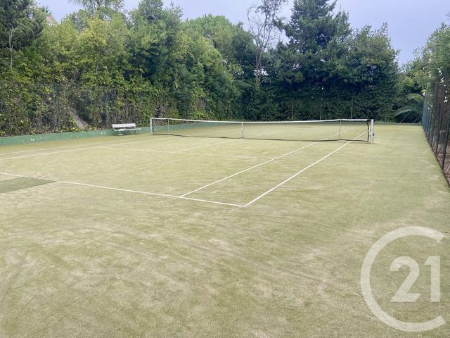 Appartement F3 à vendre - 3 pièces - 84 m2 - Cannes - 06 - PROVENCE-ALPES-COTE-D-AZUR