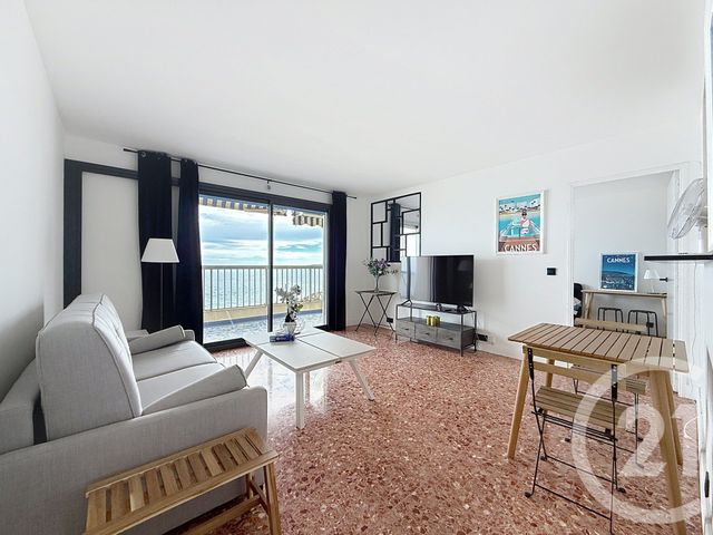 Appartement F2 à louer - 2 pièces - 48,85 m2 - Cannes - 06 - PROVENCE-ALPES-COTE-D-AZUR