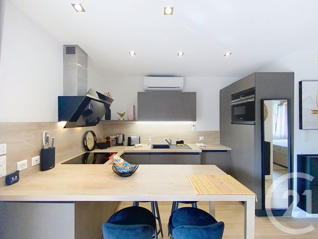 Appartement F2 à louer - 2 pièces - 34,44 m2 - Cannes - 06 - PROVENCE-ALPES-COTE-D-AZUR