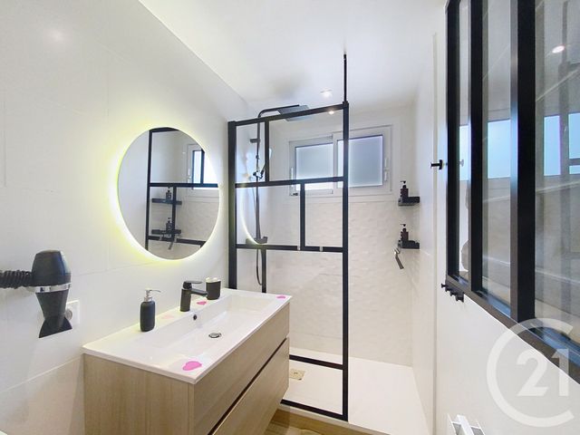 Appartement F2 à louer - 2 pièces - 34,44 m2 - Cannes - 06 - PROVENCE-ALPES-COTE-D-AZUR