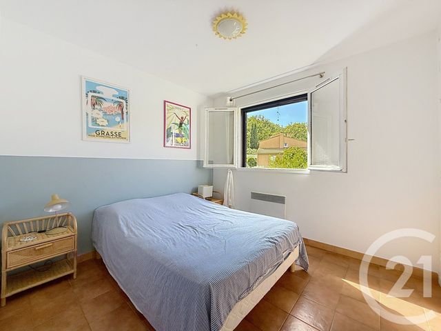 Appartement F4 à louer - 4 pièces - 68,94 m2 - Mouans Sartoux - 06 - PROVENCE-ALPES-COTE-D-AZUR