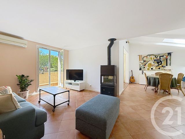 Appartement F4 à louer - 4 pièces - 68,94 m2 - Mouans Sartoux - 06 - PROVENCE-ALPES-COTE-D-AZUR