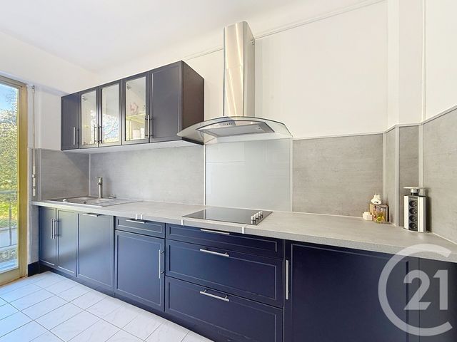 Appartement F3 &agrave; louer - 3 pi&egrave;ces - 80,16 m2 - Cannes - 06 - PROVENCE-ALPES-COTE-D-AZUR