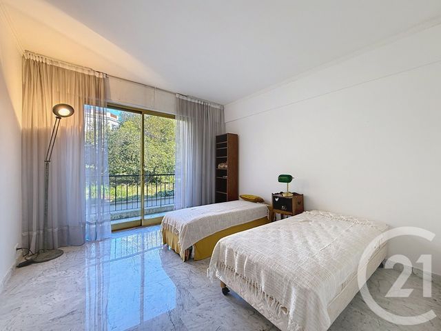 Appartement F3 &agrave; louer - 3 pi&egrave;ces - 80,16 m2 - Cannes - 06 - PROVENCE-ALPES-COTE-D-AZUR