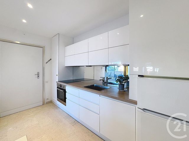 Appartement F3 à vendre - 3 pièces - 48,36 m2 - Cannes - 06 - PROVENCE-ALPES-COTE-D-AZUR