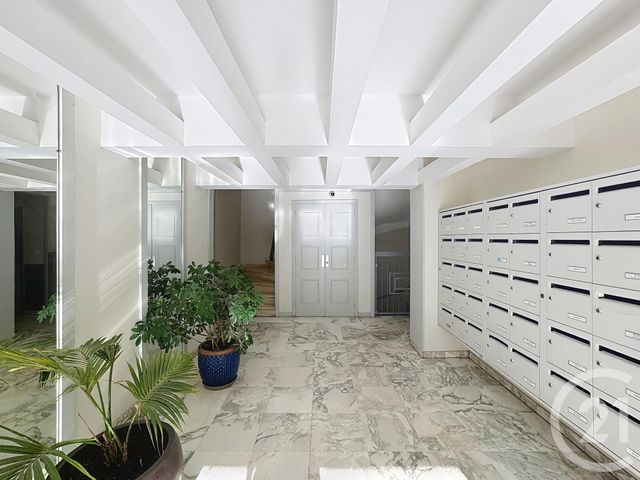 Appartement F2 à vendre - 2 pièces - 43,18 m2 - Cannes - 06 - PROVENCE-ALPES-COTE-D-AZUR
