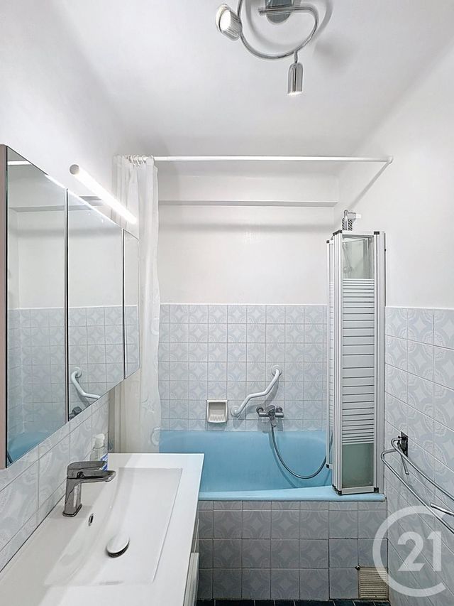 Appartement F2 à vendre - 2 pièces - 43,18 m2 - Cannes - 06 - PROVENCE-ALPES-COTE-D-AZUR