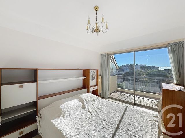 Appartement F2 à vendre - 2 pièces - 43,18 m2 - Cannes - 06 - PROVENCE-ALPES-COTE-D-AZUR