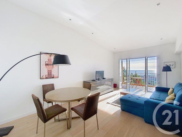 Appartement F3 à louer - 3 pièces - 82 m2 - Le Golfe Juan - 06 - PROVENCE-ALPES-COTE-D-AZUR